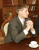 Yevgeny Kafelnikov in 2002