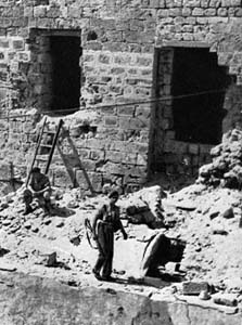 The Acre prison after the break, 1947