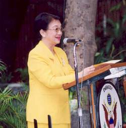Aquino 2003