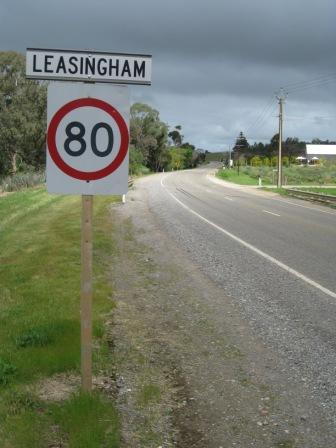 Northern entrance sign, Leasingham.JPG