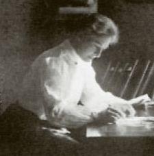 Photograph of Dr Mary Murdoch at work