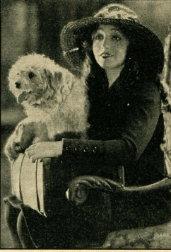 Laurette Taylor, in "Peg o' My Heart" (Mar 1923)