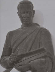 Statue of King Borommatrailokkanat.jpg