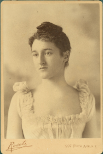 Beatrix Jones Farrand cabinet card est 1890s-1910s.jpg
