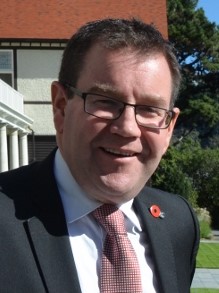 Grant Robertson 2015 (cropped)
