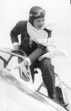 Jackie Cochran at 1938 Bendix Race