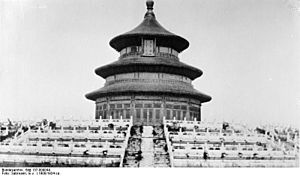 Bundesarchiv Bild 137-009044, Peking, Himmelstempel