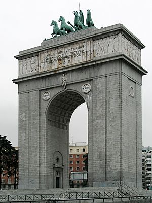Madrid Arco de la Victoria01