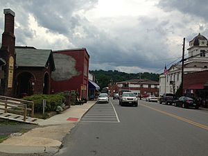 North Mitchell Ave in downtown Bakersville