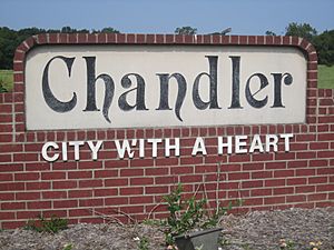 Chandler, TX, welcome sign IMG 0556