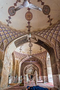 Interior of Mariyam Zamani Begum Mosque