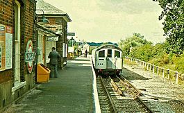 Ongar railway station in 1980.jpg