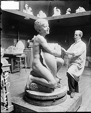 Taft at work on Fountain of Time