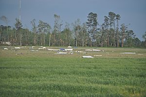 Tornado damage Dunn, NC April 16, 2011 4