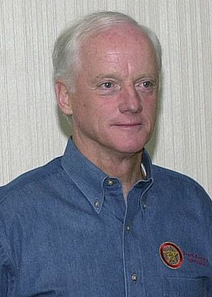 Frank Keating at a conference, Oct 20, 2001 - cropped.jpg