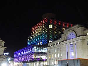 Library of Birmingham celebrates winning the Commonwealth Games 2022 (24354176257)