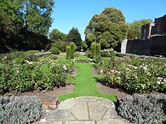 Eltham Palace garden