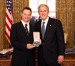 President George W. Bush and Gary Sinise