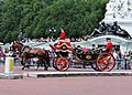 Horse of Buckingham Palace, Londres cropped straightened