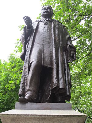 Sir Benjamin Alfred Dobson statue, Bolton (4)
