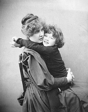Constance Wilde with son Cyril 1889