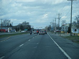 Northbound U.S. Route 13 approaching Bishops Corner