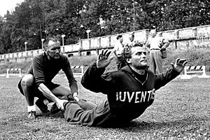 1951–52 Juventus FC - Giampiero Boniperti in training