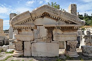 The ruins of the East Triumphal Arch built by Antoninus Pius outside the Sanctuary of Demeter and Kore, Eleusis (15552358684)