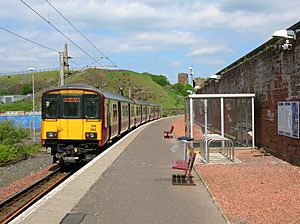 Ardrossan Town station with train