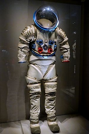 Litton B1-A Advanced Extra-Vehicular Suit, Litton Industries, 1969 - Kennedy Space Center - Cape Canaveral, Florida - DSC02895.jpg
