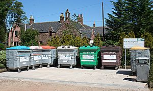 Recycling Point - geograph.org.uk - 1382457