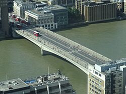 Views to the south from 20 Fenchurch Street - 006