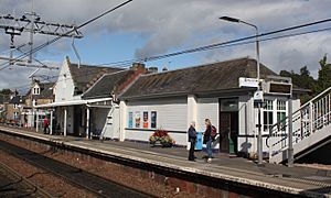 2019 at Dunblane station - platform 1