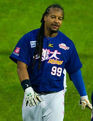 Manny Ramírez in CPBL (Taiwan)2 (cropped)