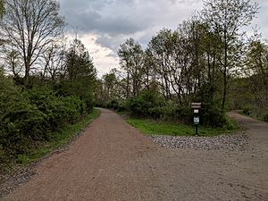 Redbank Trail at Bostonia Spur