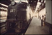 LOADING PLATFORM AT UNION STATION IN KANSAS CITY, MISSOURI THE OLD ENGINE PULLED A TRAIN FROM NEW YORK WHICH WILL... - NARA - 556022