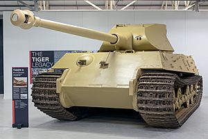 Panzerkampfwagen VI Ausfuhrung B (Tiger II pre-production) front-left2 2017 Bovington
