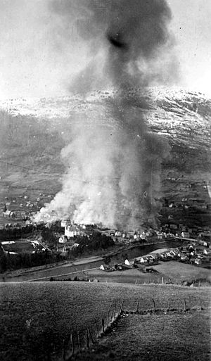 1940 Bombing of Voss, 02