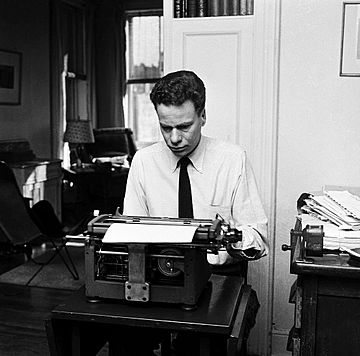 Charles-Van-Doren-Typewriter