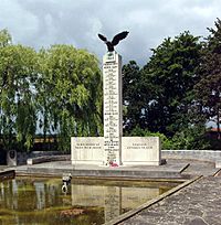 Polish War Memorial, Northolt - geograph.org.uk - 18610