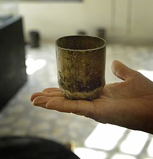 Ancient Coffee Cup, Kafa Tribe (13186929813)
