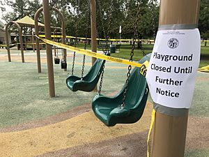 Los Angeles playground closed due to COVID-19