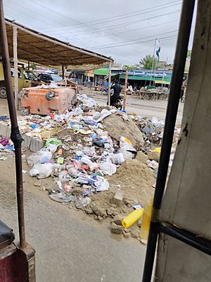 Garbage dump in Karachi
