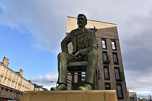 Glasgow. Statue of Charles Rennie Mackintosh