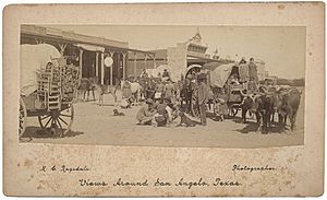 Immigrants going through San Angelo, Texas (11934905704)
