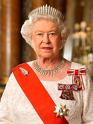 Queen Elizabeth II of New Zealand (cropped)