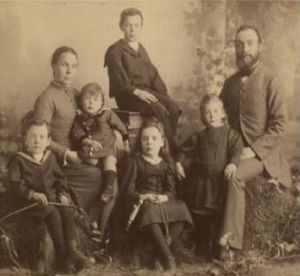 James McLauchlan family 1889