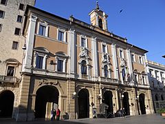 Palazzo Comunale, Rieti - facciata, 2