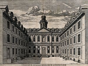 Royal College of Physicians; the courtyard, with lettering i Wellcome V0013117