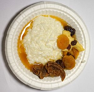 Rice porridge - mixed fruit soup
